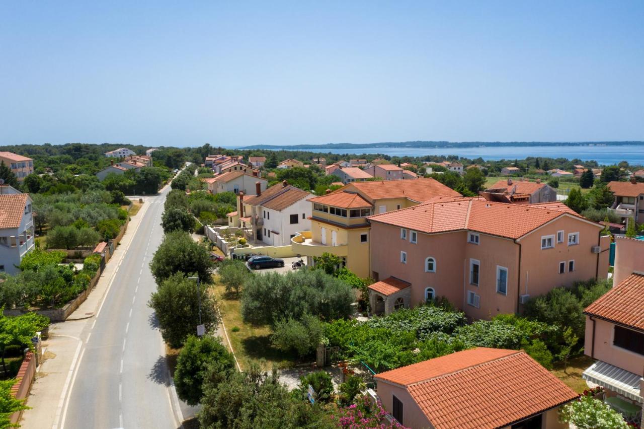 Berat Apartment Воднян Экстерьер фото