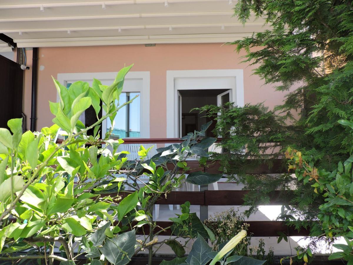 Berat Apartment Воднян Экстерьер фото