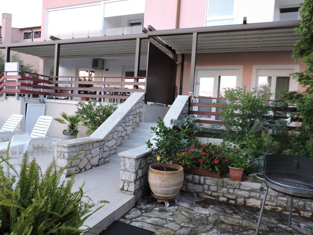 Berat Apartment Воднян Экстерьер фото