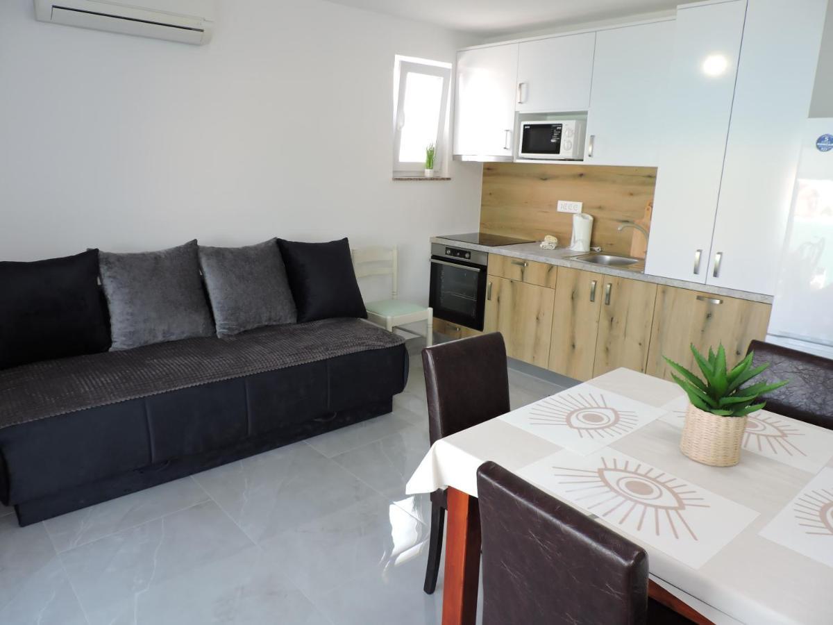 Berat Apartment Воднян Экстерьер фото