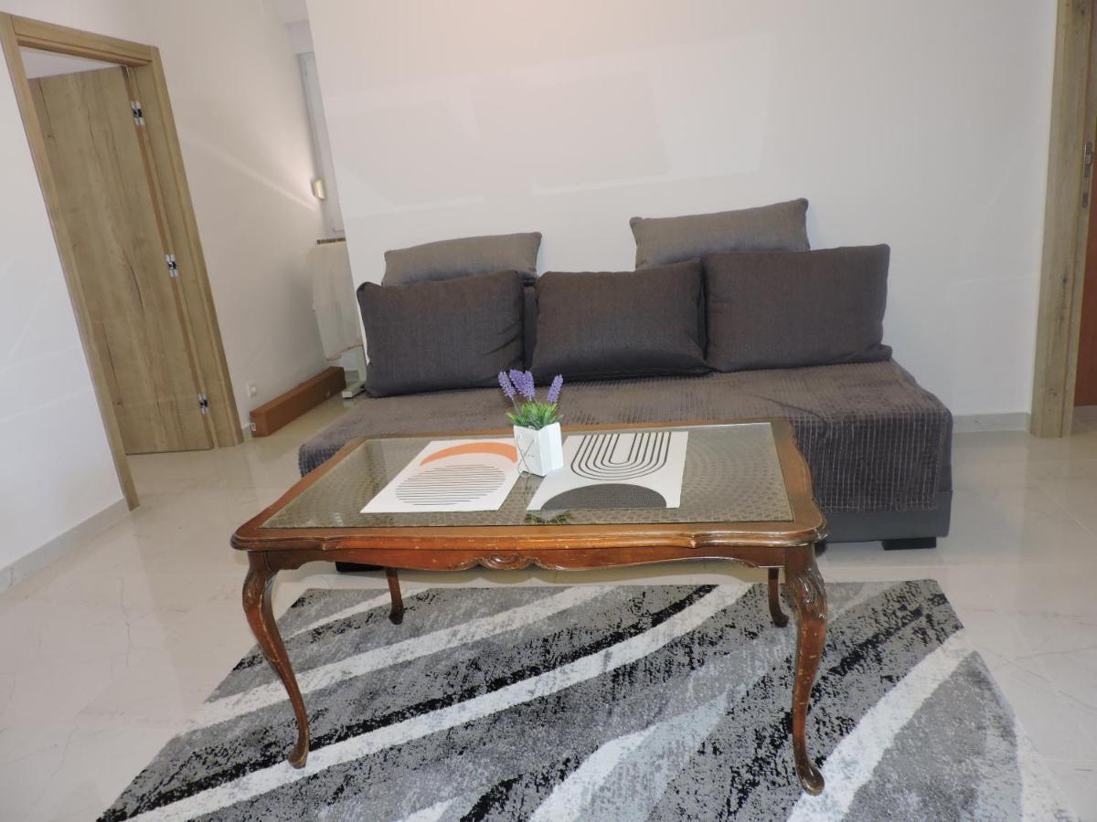 Berat Apartment Воднян Экстерьер фото