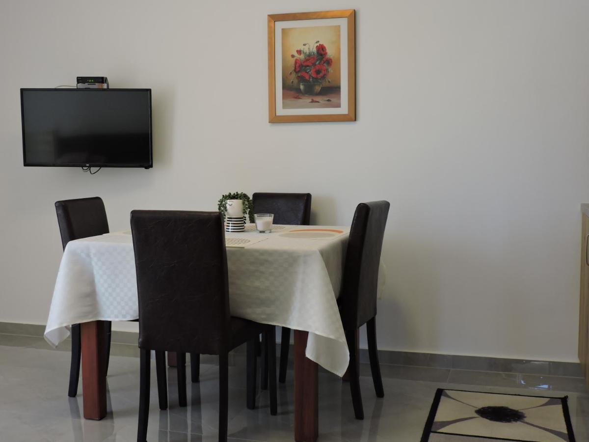 Berat Apartment Воднян Экстерьер фото